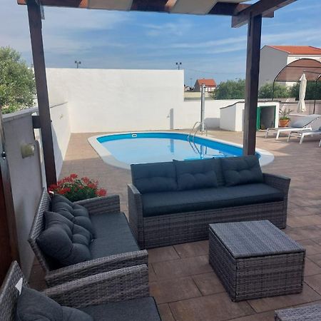 Villa Allegro ซูโกชัน ภายนอก รูปภาพ