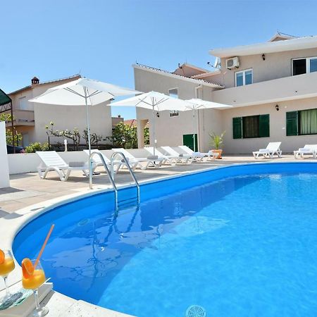 Villa Allegro ซูโกชัน ภายนอก รูปภาพ