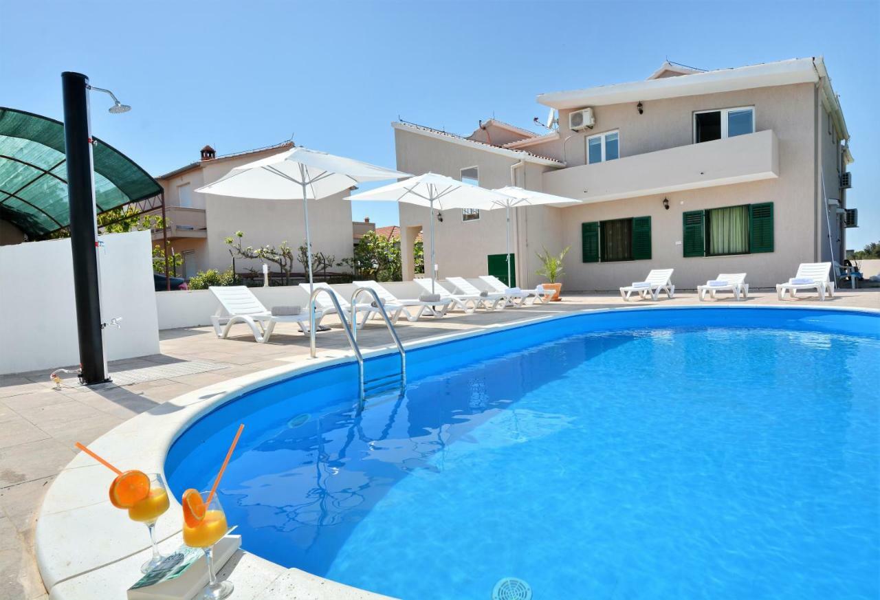 Villa Allegro ซูโกชัน ภายนอก รูปภาพ