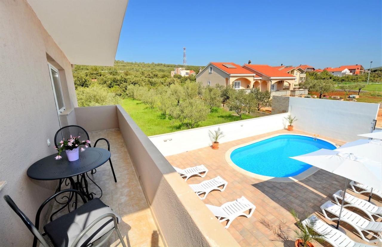 Villa Allegro ซูโกชัน ภายนอก รูปภาพ