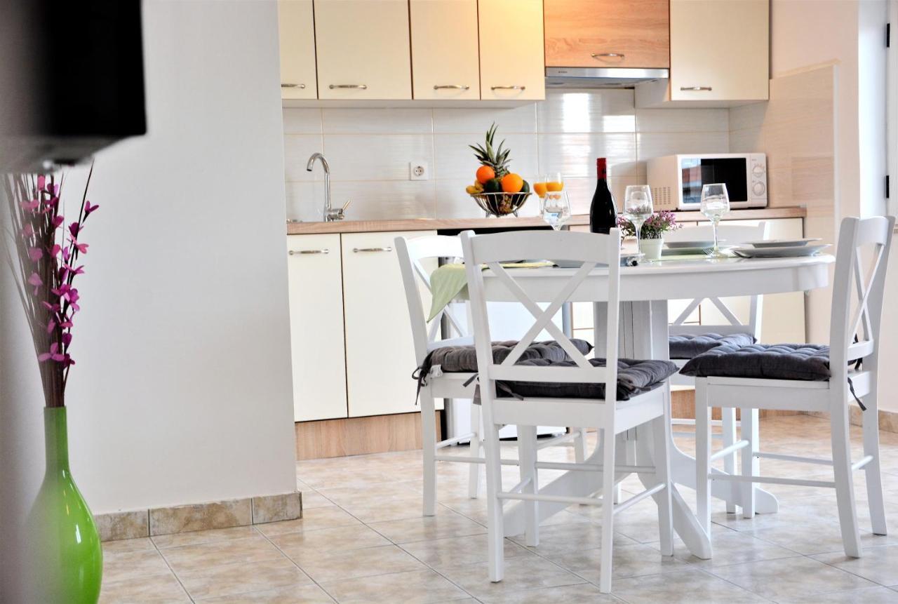 Villa Allegro ซูโกชัน ภายนอก รูปภาพ