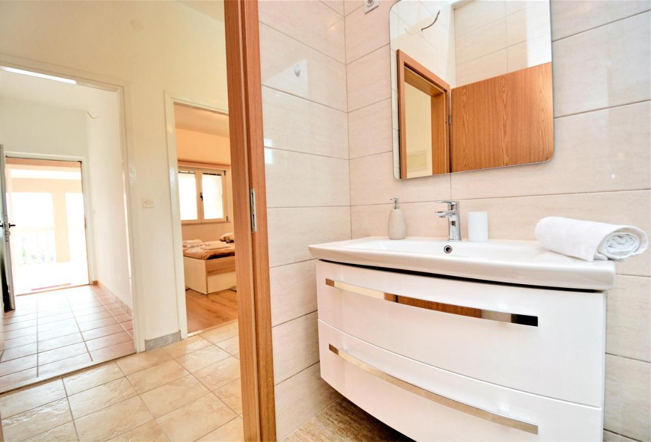 Villa Allegro ซูโกชัน ภายนอก รูปภาพ